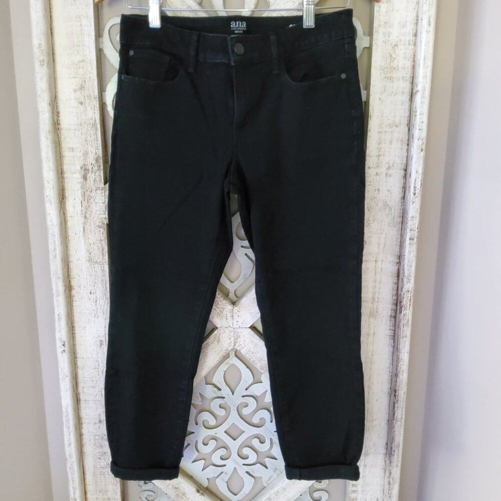 a.n.a Women's Petite Skinny Ankle Denim Jeans in Black